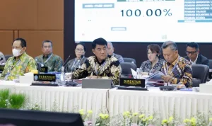 Gubernur Sulut Yuliusi Selvanus selaku pemegang saham memimpin gelara Rapat Umum Pemegang Saham (RUPS) Tahun 2025.